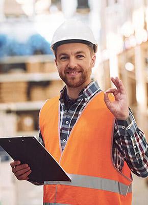 Avoid Summer Bottlenecks in Retail Logistics: What to Fix Before Operational Pressure Increases